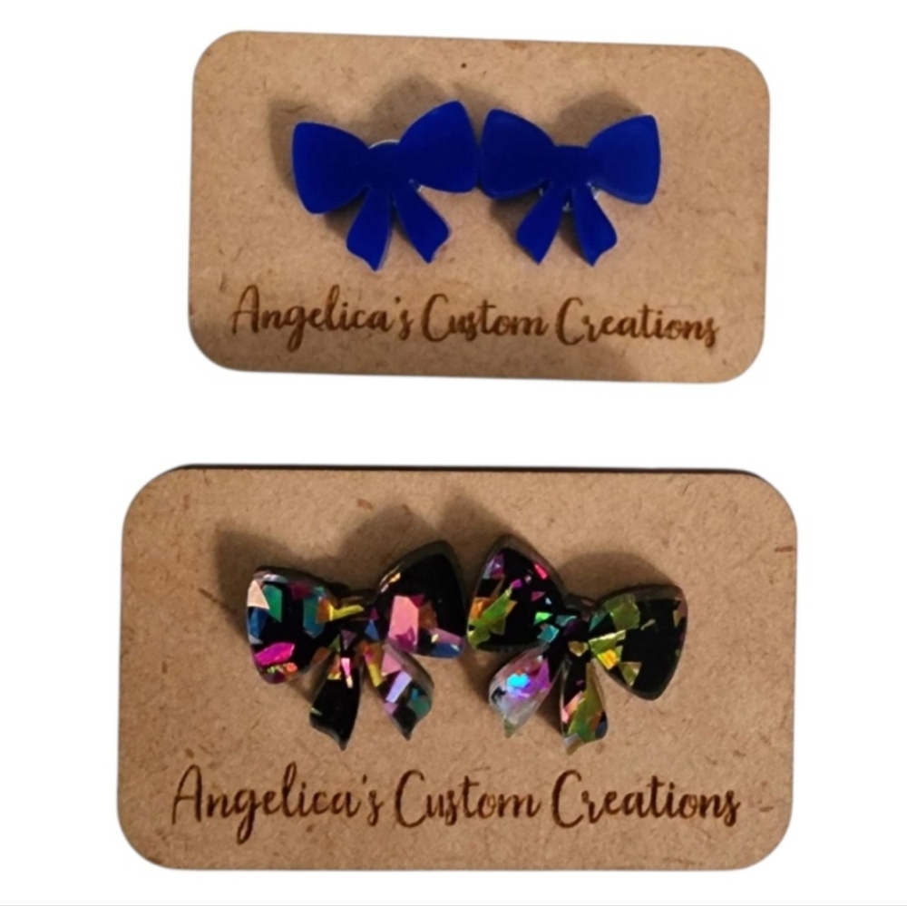 Glam Bow Acrylic Stud Set - Blue/Black, 2 Pair